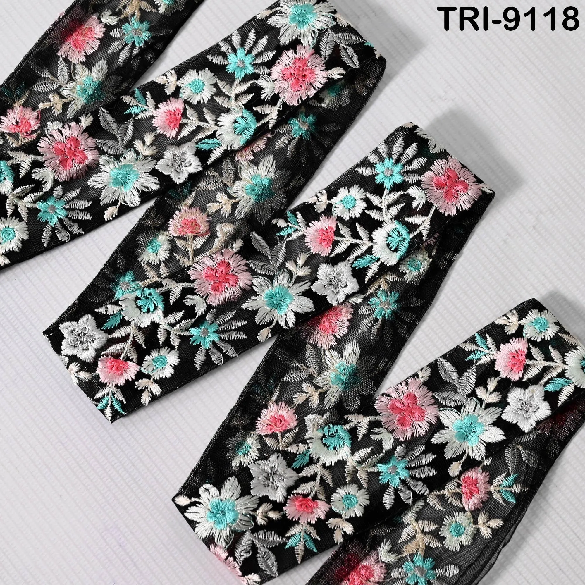 9 Yard Indian Embroidery 4 Cm Trim Embroidered Saree Ribbon Sari Embellishments Cushions Sewing Crafting Trimmings Curtains Headbands Border