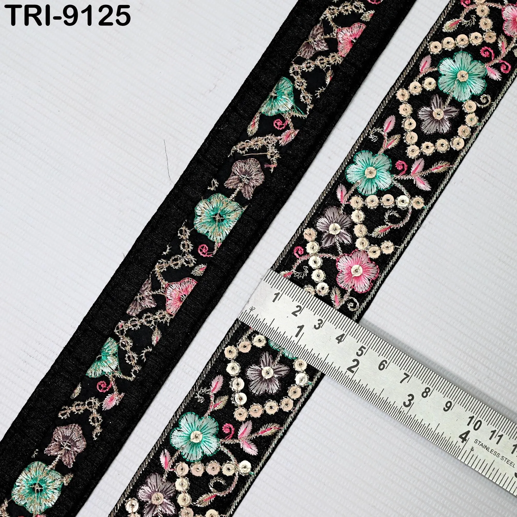 9 Yard Pink Embroidery Ribbon 4cm Indian Sari Border Embroidered Crafting Sewing Costumes, Dog Collar, Tote Bags, Lampshades Holidays Decor
