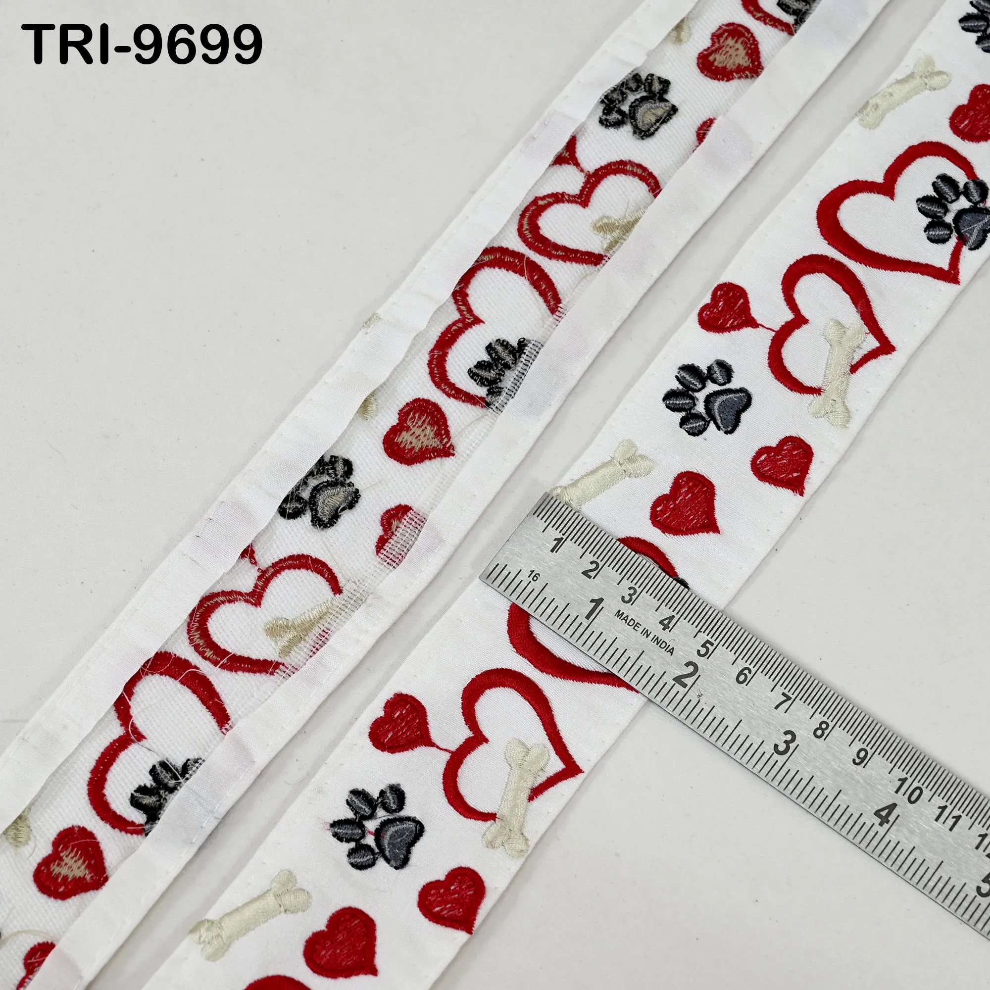 9 Yard White Embroidery Ribbon Trim Hearts Indian Sari Border DIY Crafting Sewing Bag Straps for Kids Junk Journals Pet Accessories 5cm