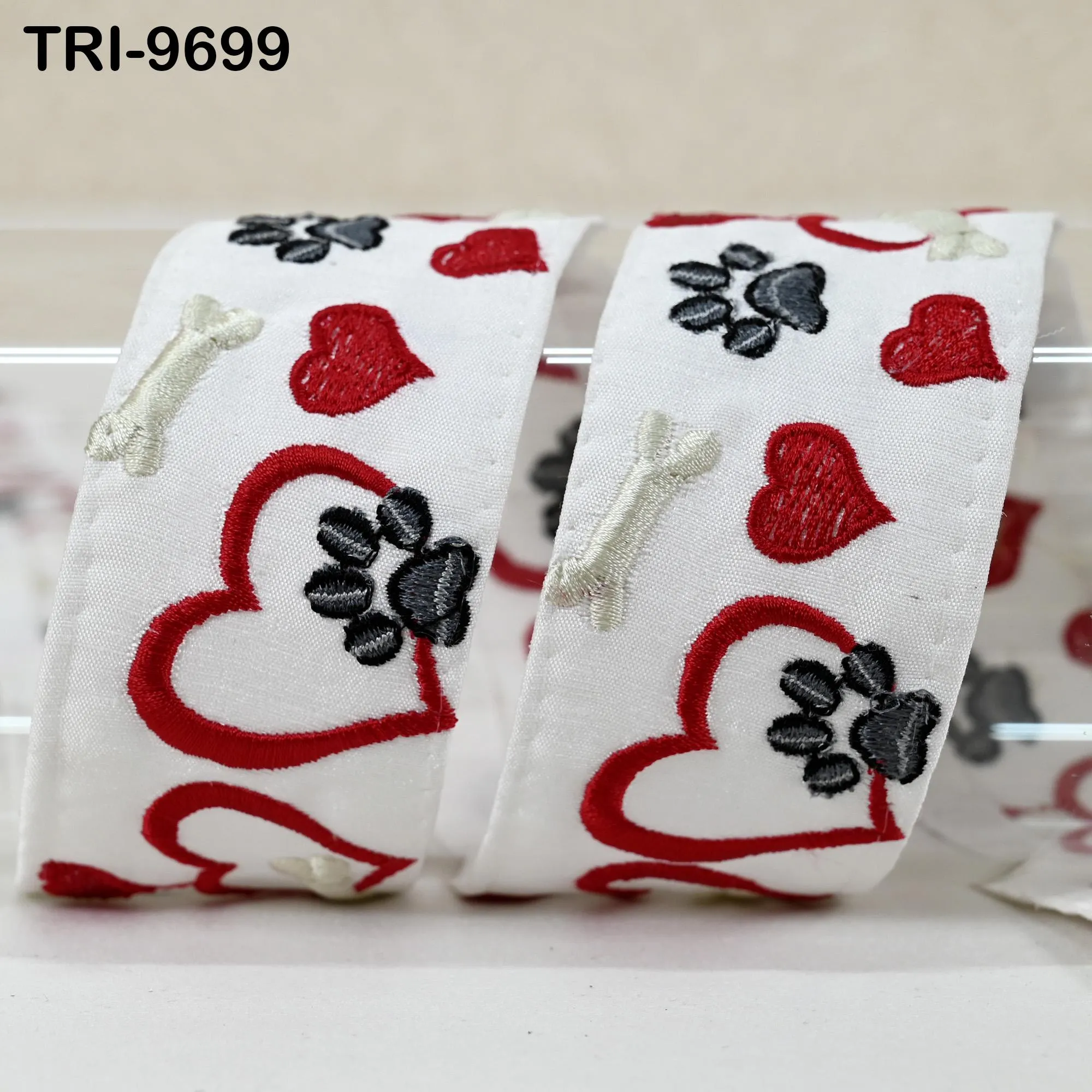 9 Yard White Embroidery Ribbon Trim Hearts Indian Sari Border DIY Crafting Sewing Bag Straps for Kids Junk Journals Pet Accessories 5cm