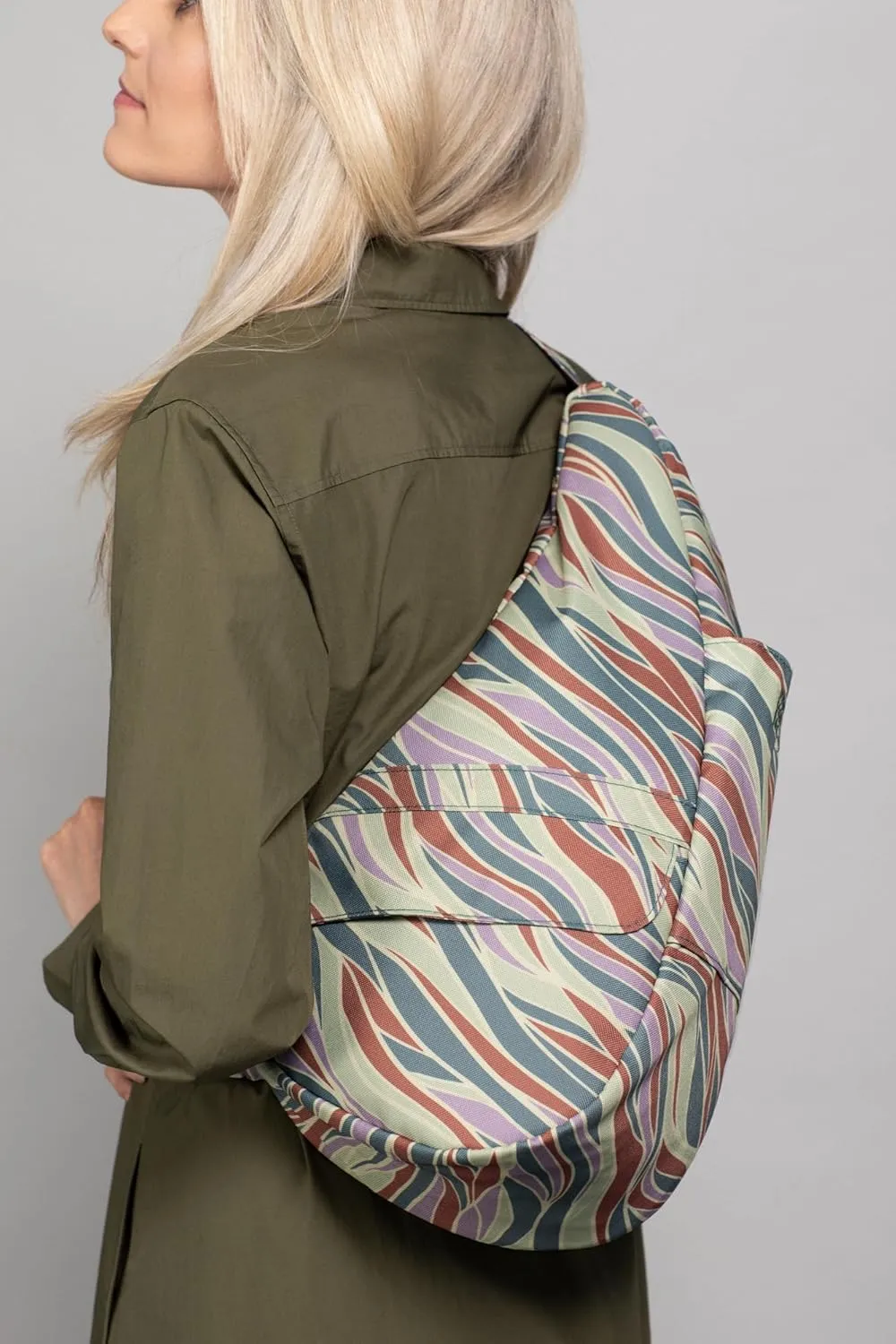 AmeriBag 17" Print Crossbody Sling Healthy Back Bag