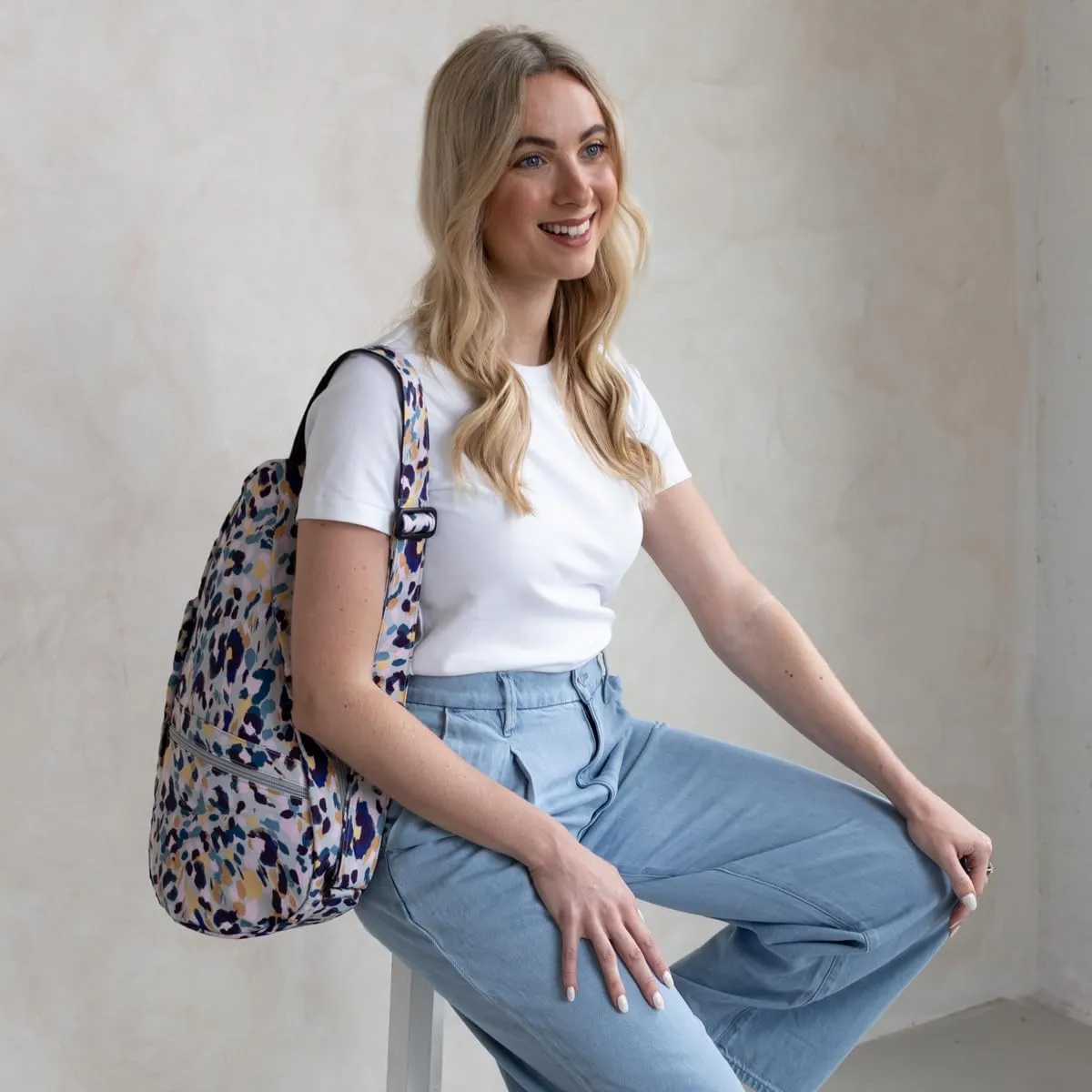 AmeriBag 17" Print Crossbody Sling Healthy Back Bag