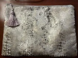 Anna Clutches