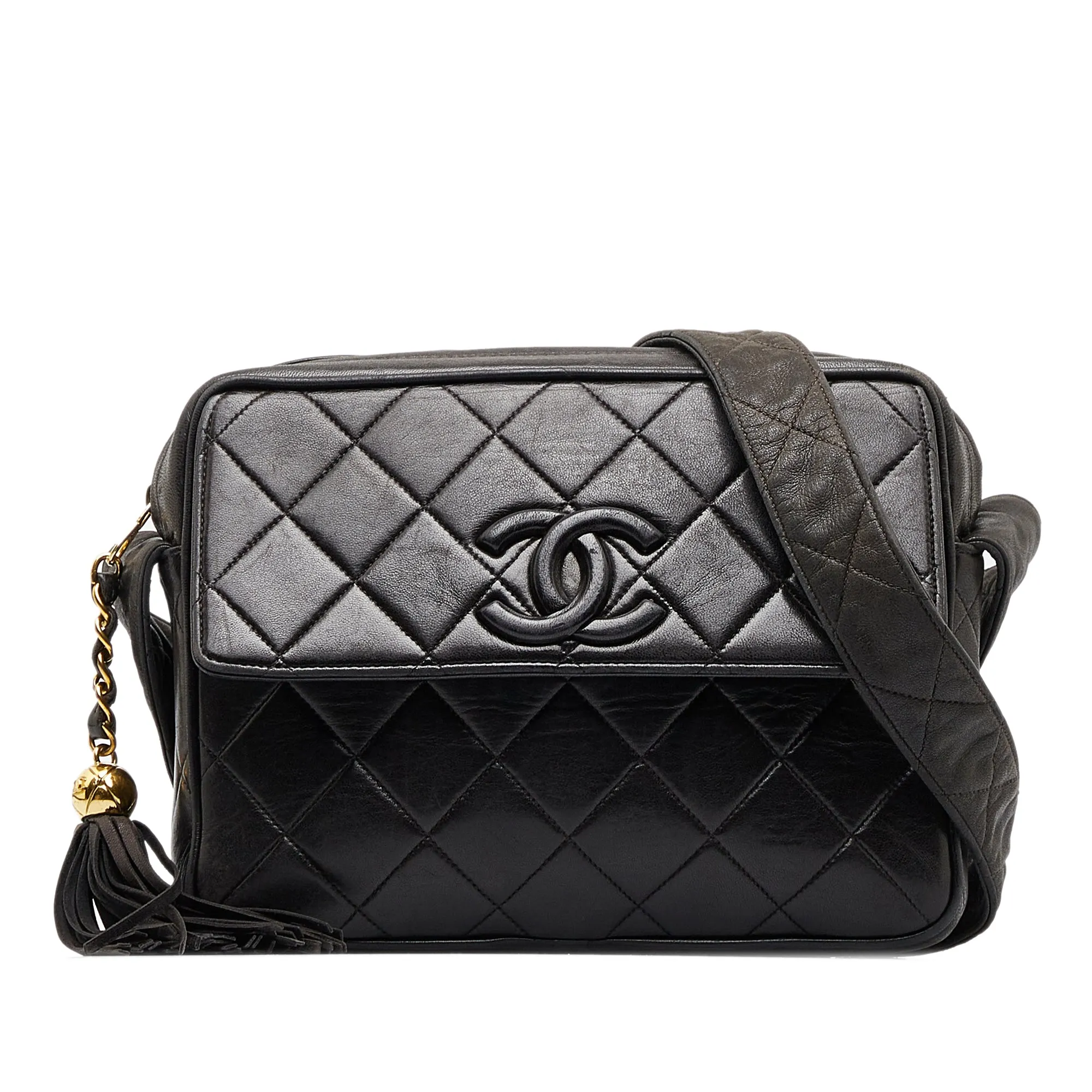 CHANEL CC Matelasse Tassel Camera Bag