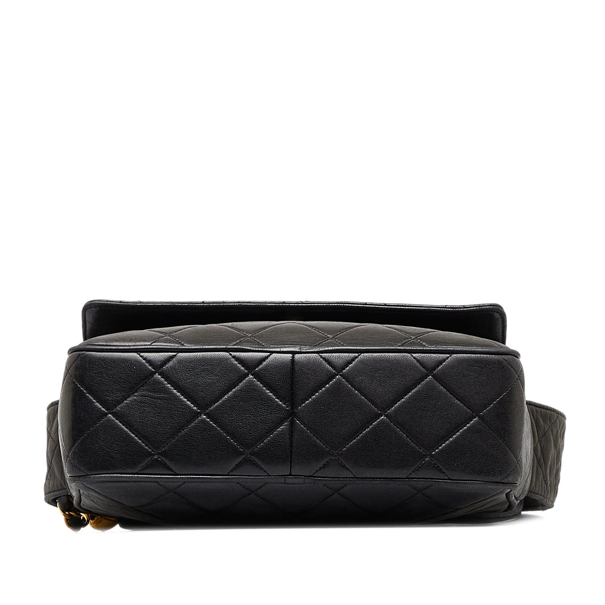 CHANEL CC Matelasse Tassel Camera Bag