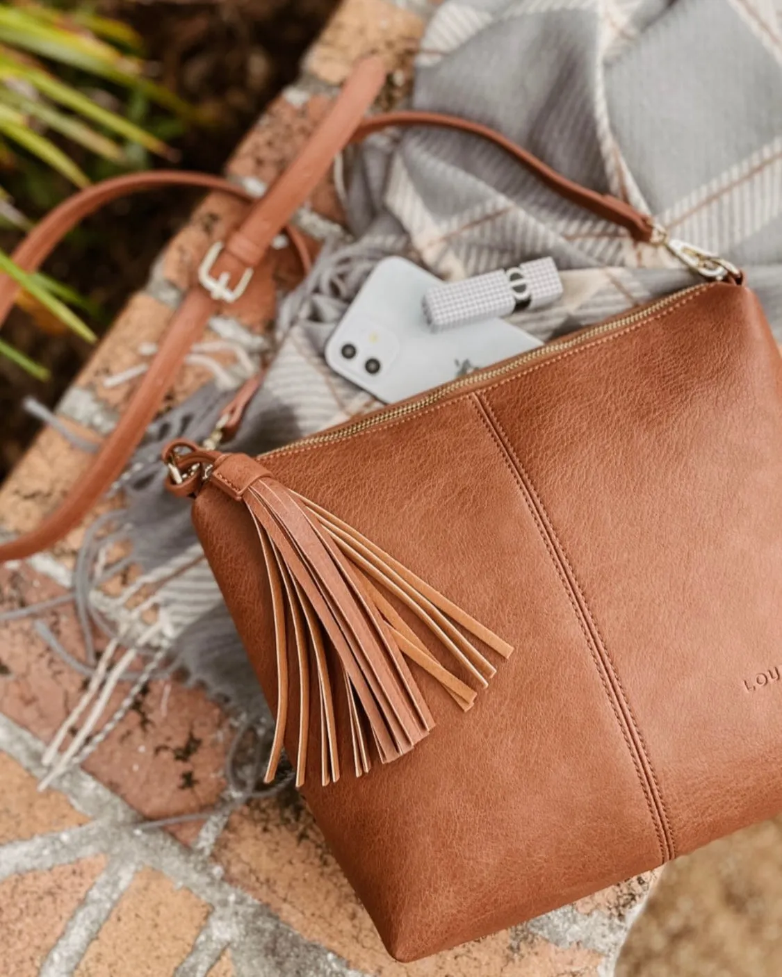 Daisy Crossbody Bag (Tan Stripe)