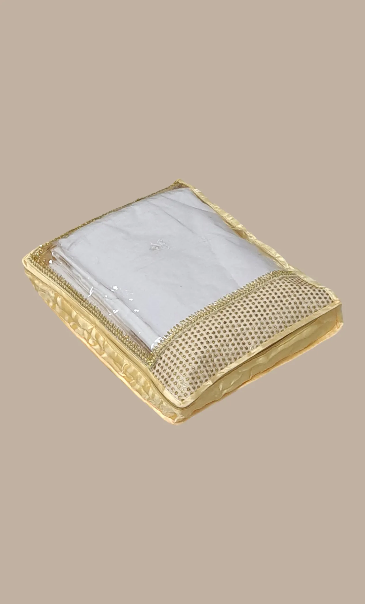 Deep Cream Double Sari Cover