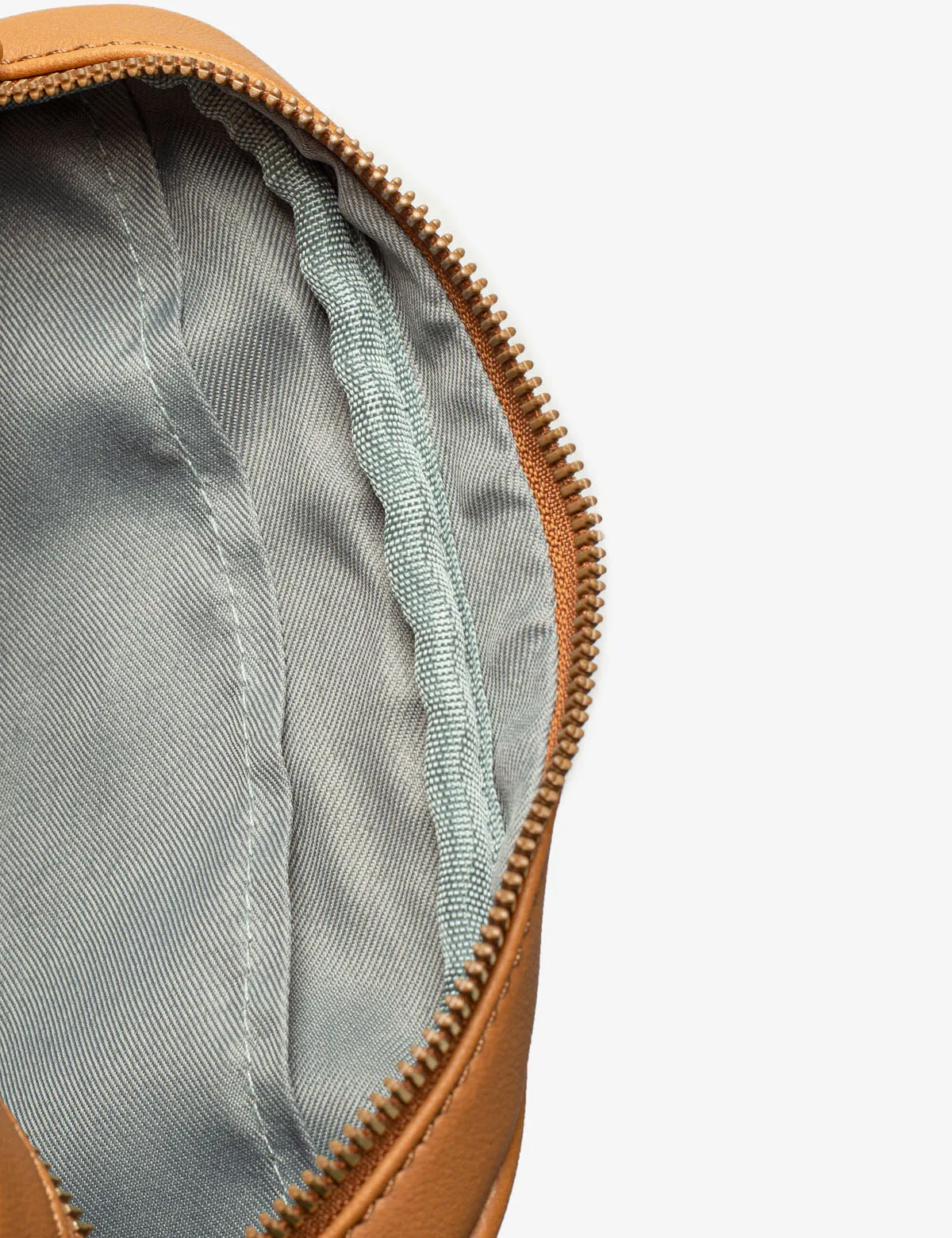 EMBOSSED LOGO FANNYPACK