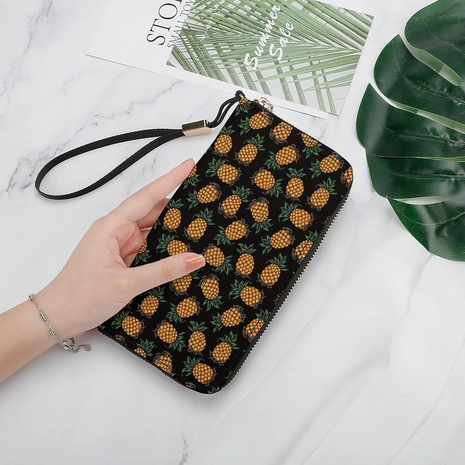 Fun Pineapple Women's Leather Long Large Capacity Wallet Clutch Wallet with Hand Strap