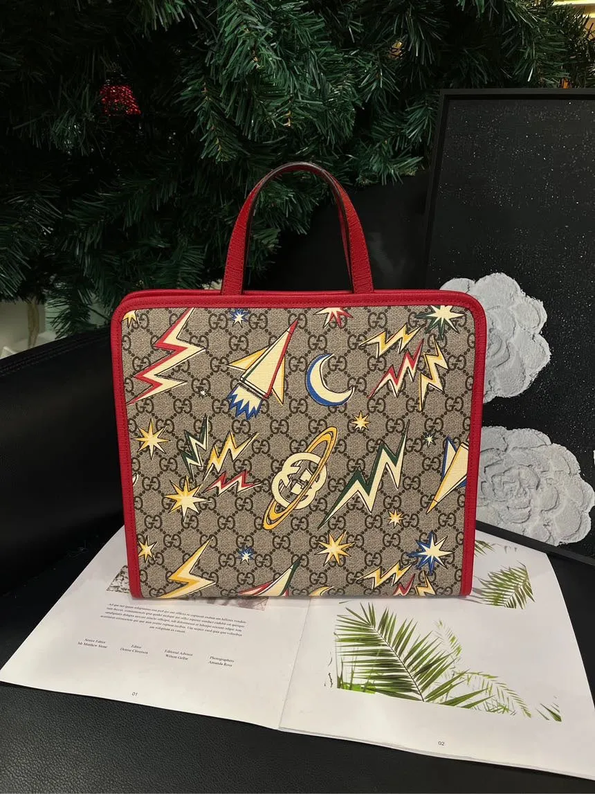 Gucci Space Graffiti Letter Logo Tote Bag Red
