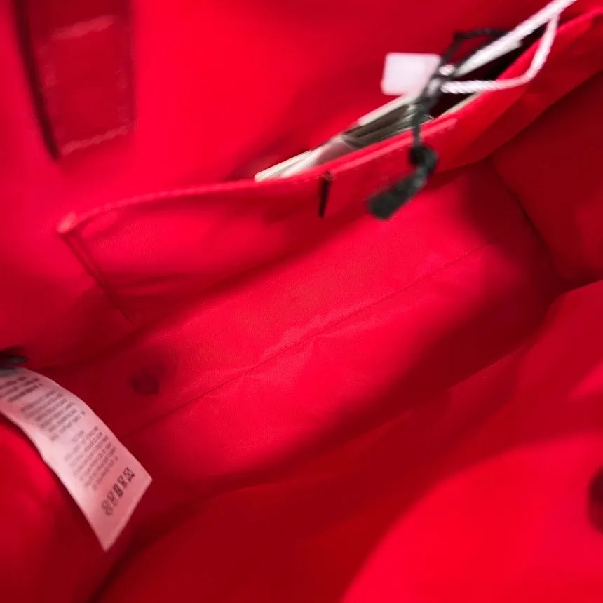 Gucci Space Graffiti Letter Logo Tote Bag Red
