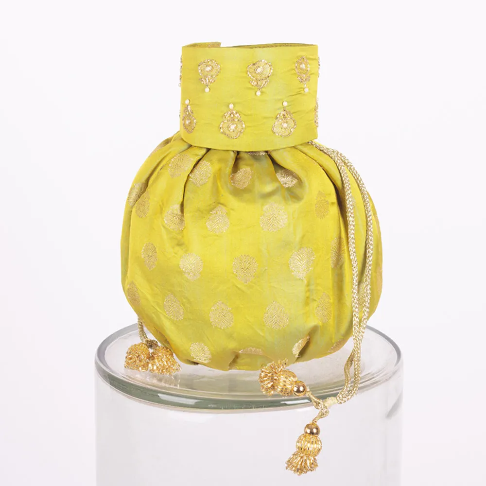 Guldavari Buti Green Banarasi Handwoven Silk Naaz Potli
