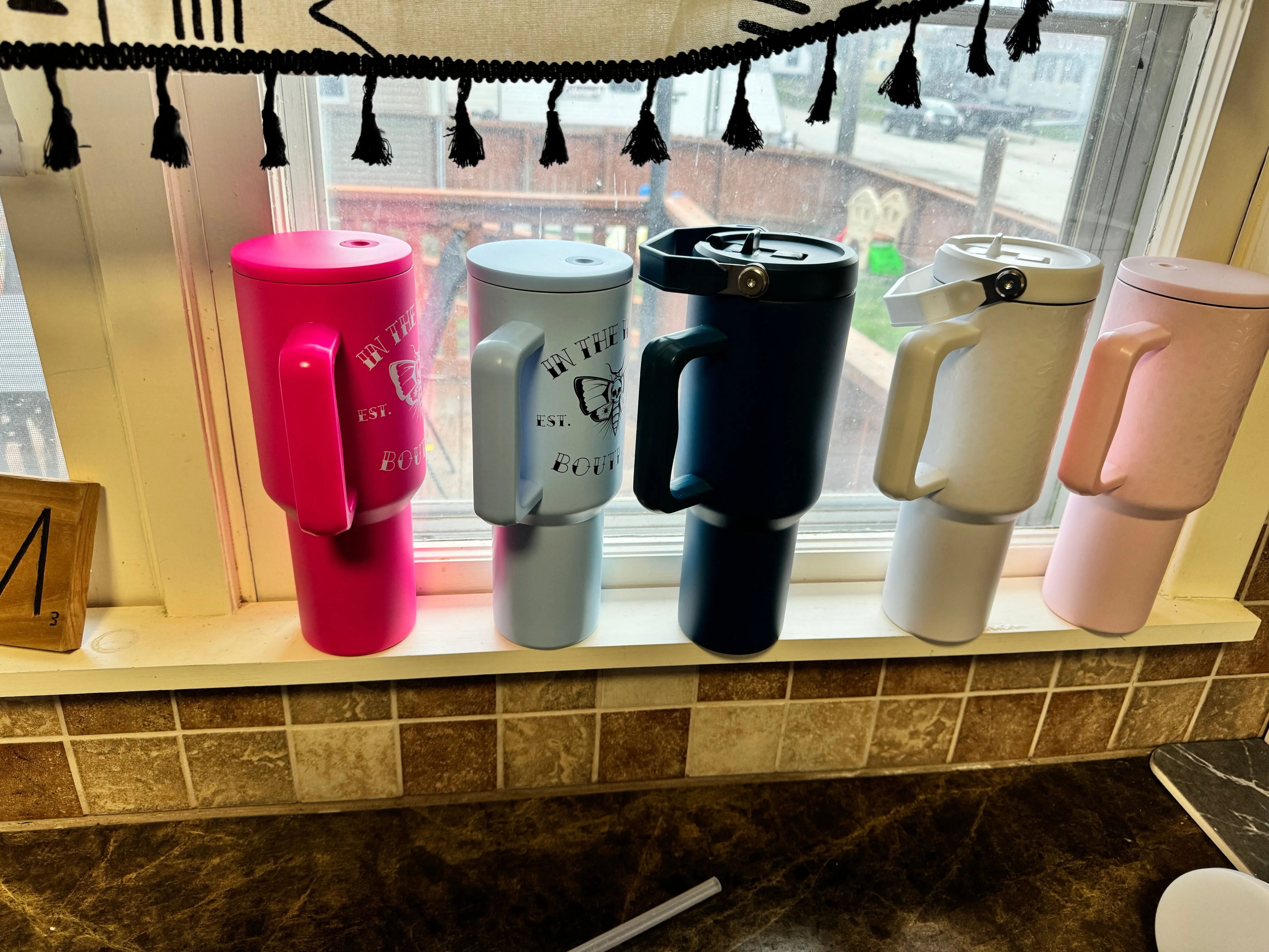 Leak proof tumblers 40 ounces