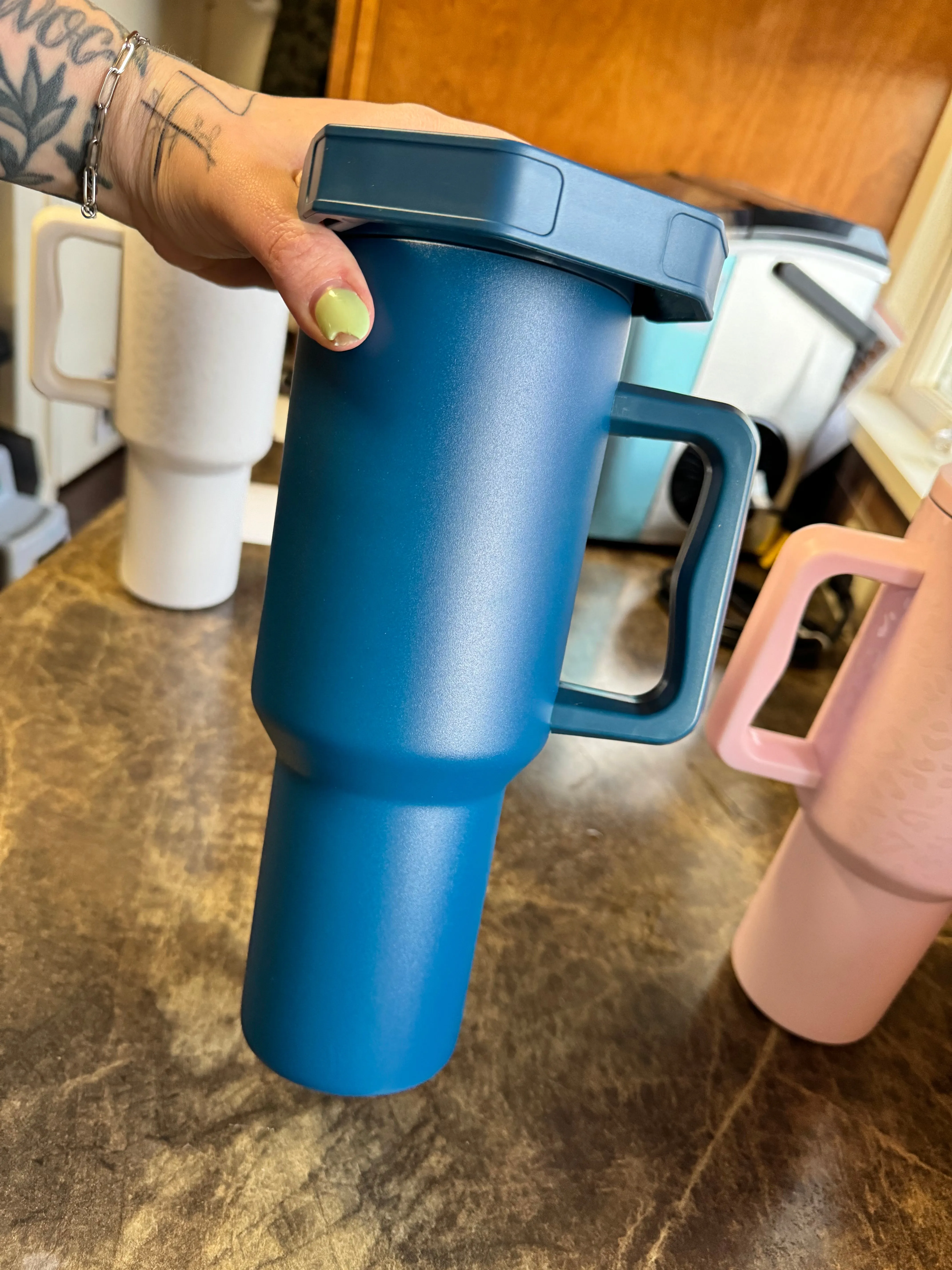 Leak proof tumblers 40 ounces