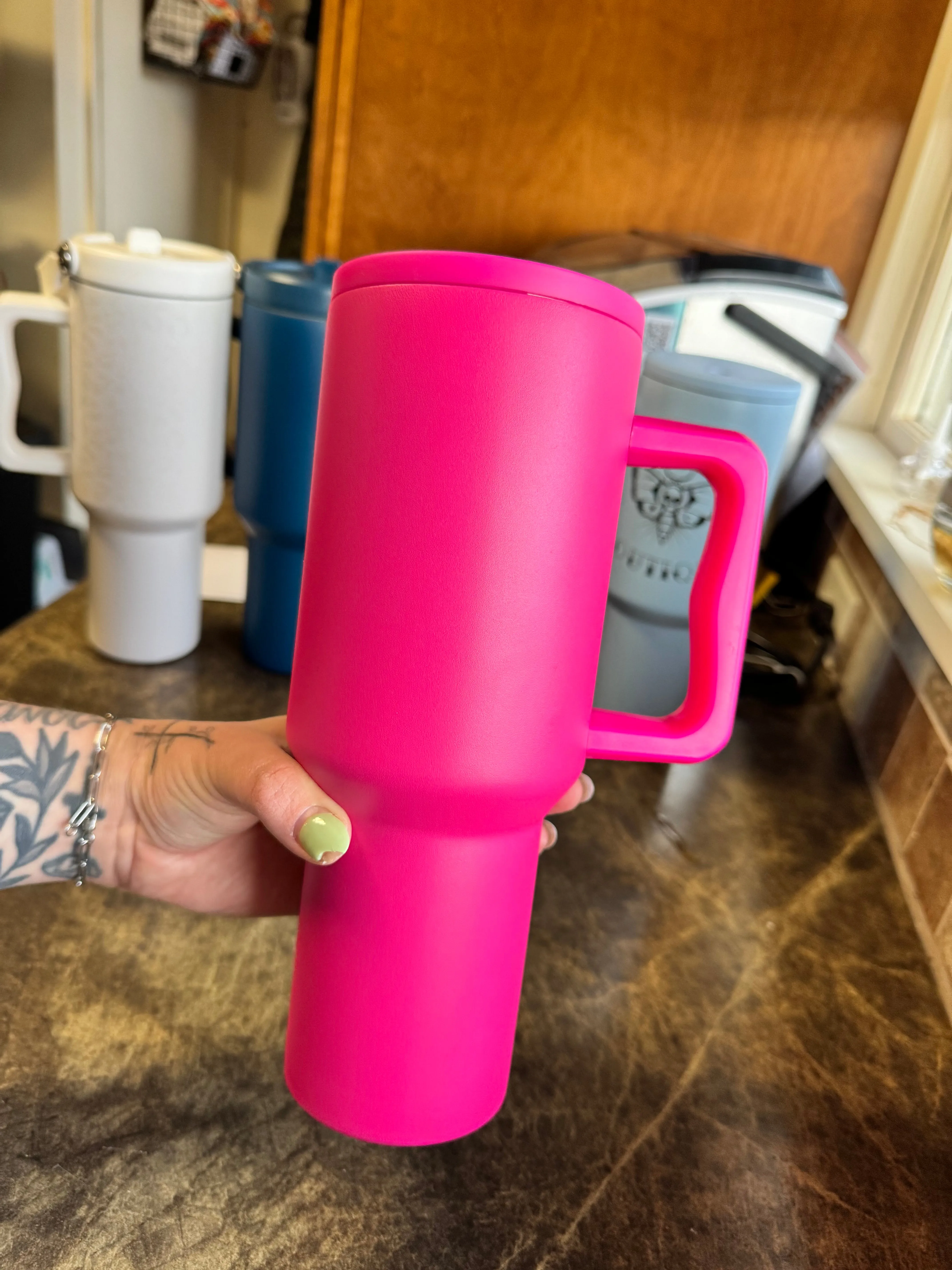 Leak proof tumblers 40 ounces