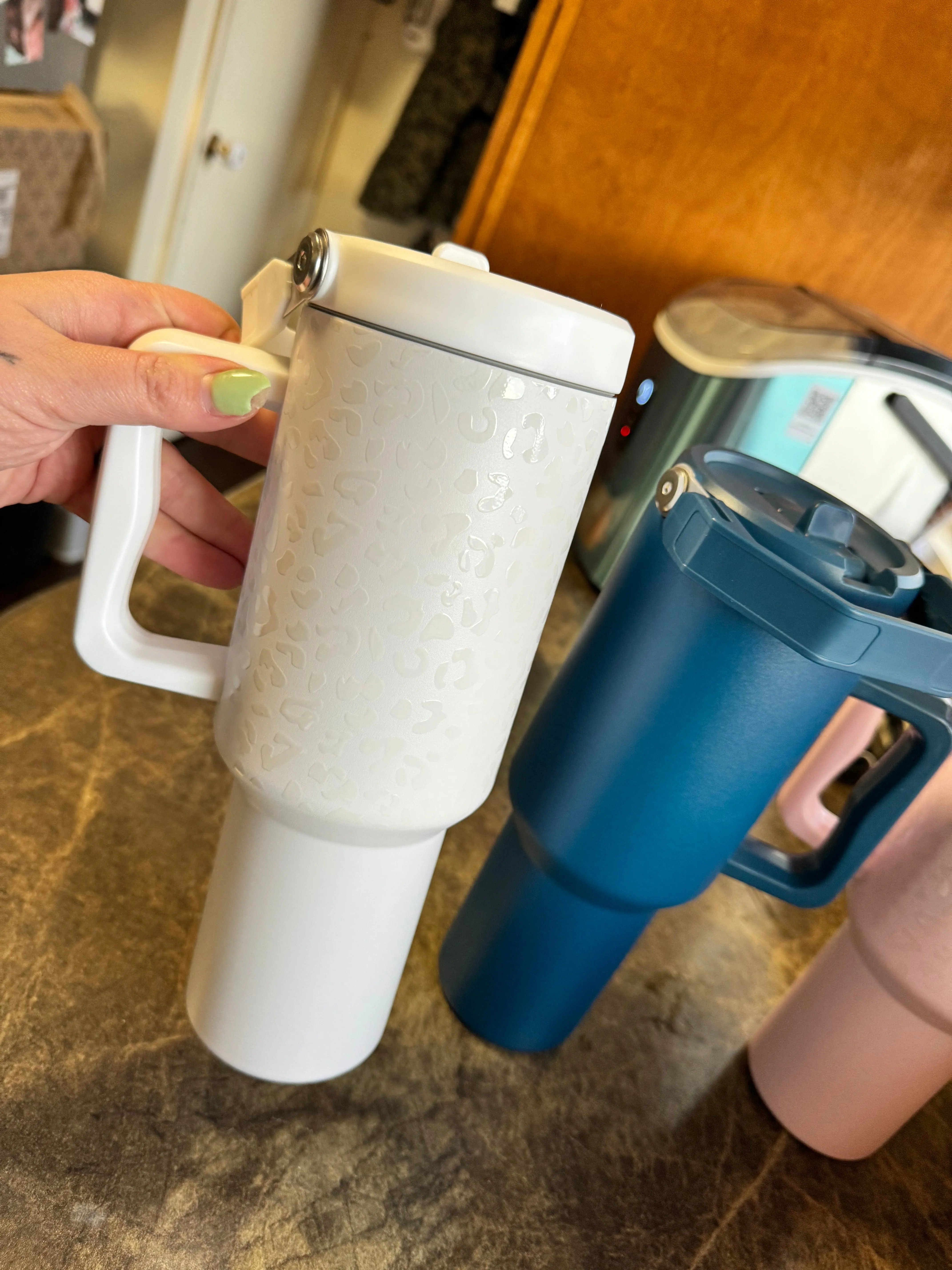 Leak proof tumblers 40 ounces