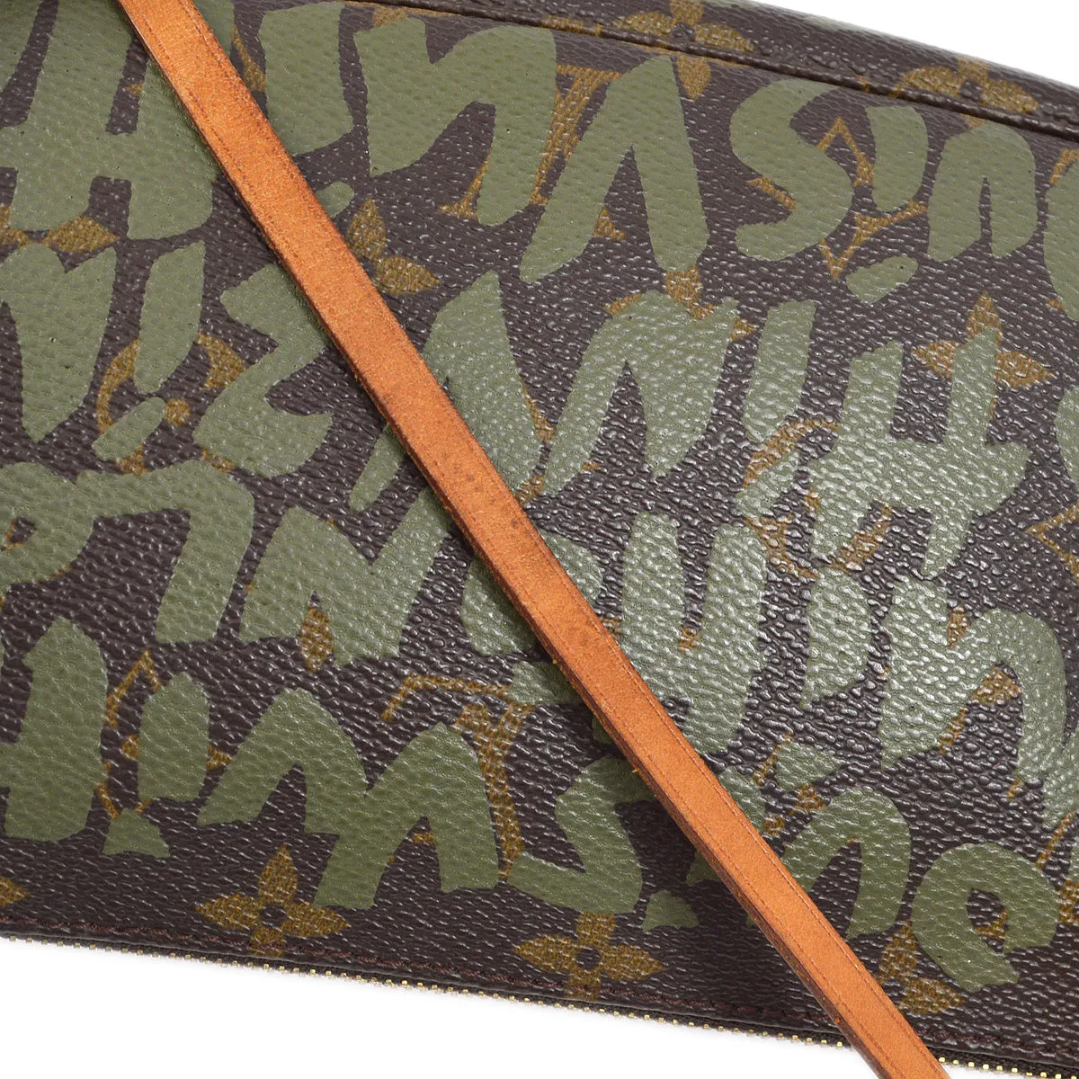 Louis Vuitton 2001 Graffiti Pochette Accessoires Handbag M92191