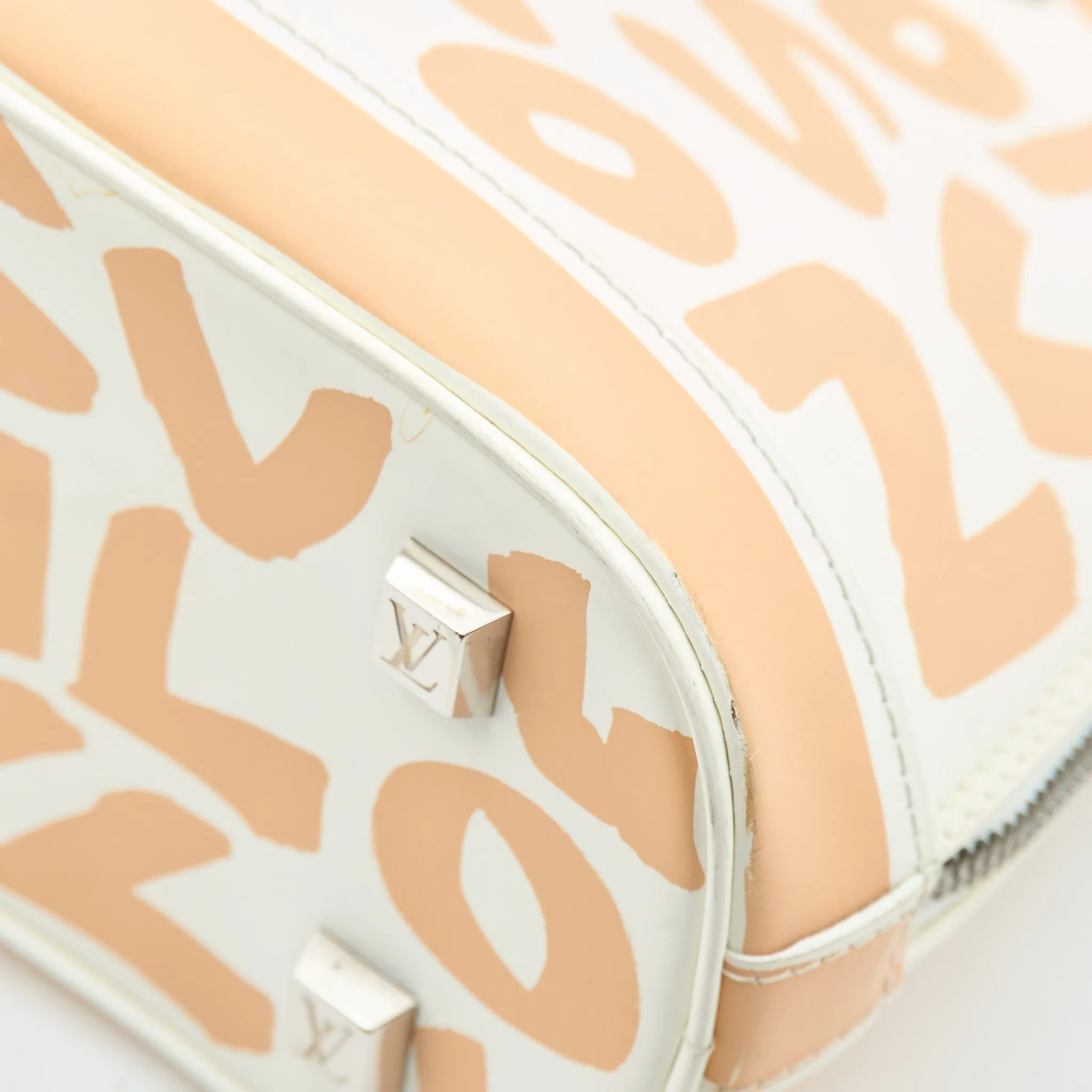 Louis Vuitton Graffiti Alma GM Peach