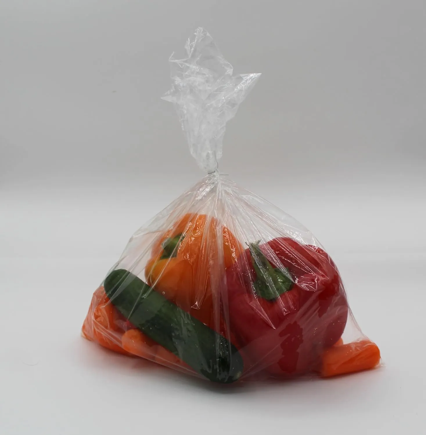PARTY BARGAINS 1 Gallon Size Food Storage Bags with Twist-Ties. [450 Bags] (6 Boxes of 75 Bags Each) 11 x 13 inches. Easy & Convenient for Kitchen, Office, Commercial, & Home use