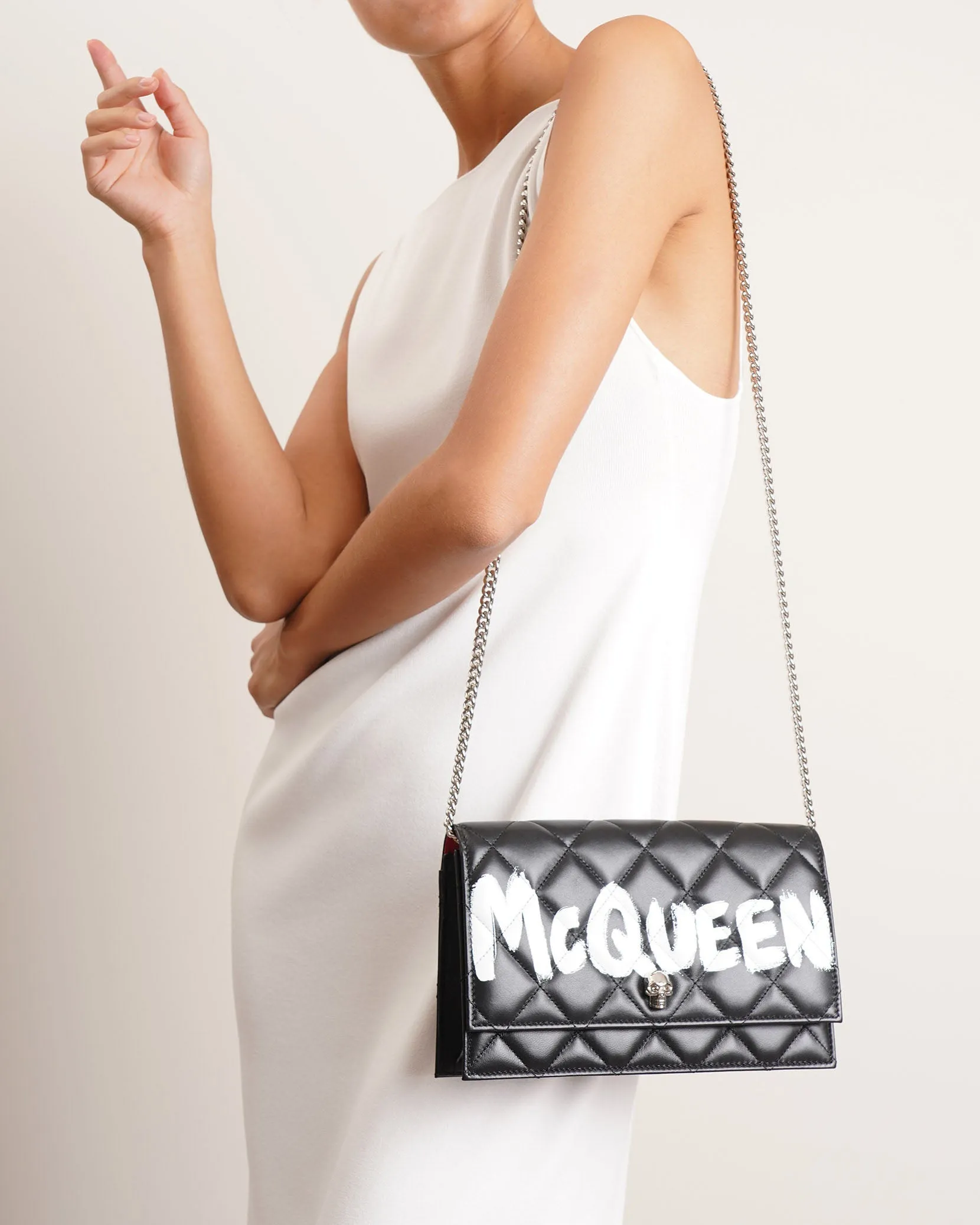 Skull medium graffiti bag