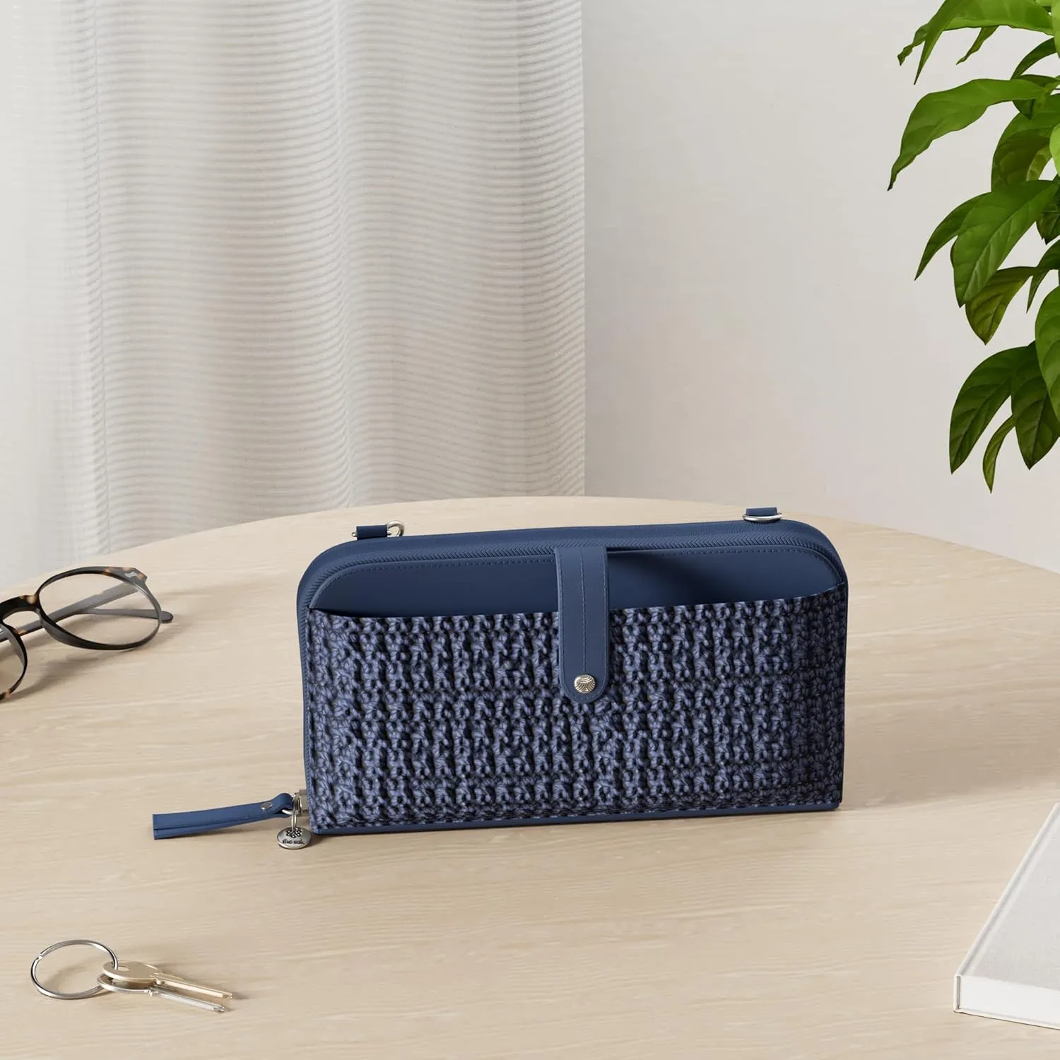 The Sak Iris Smartphone Crossbody Purse - Women's Cellphone Bag & Wallet For Everyday - Convertible Wristlet With Zipper