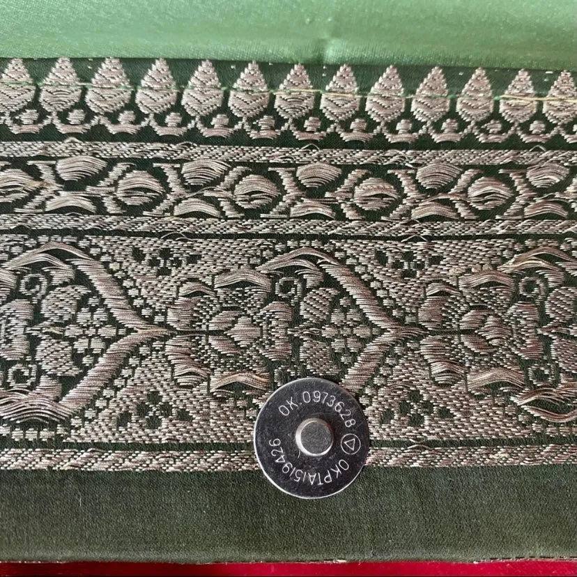 Vintage Bohemian Green & Gold Embroidered Brocade Satin-Lined Wallet