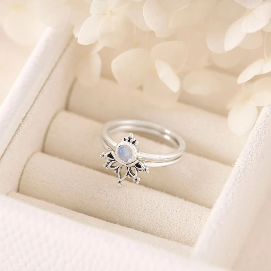 Wonderland Ring Set