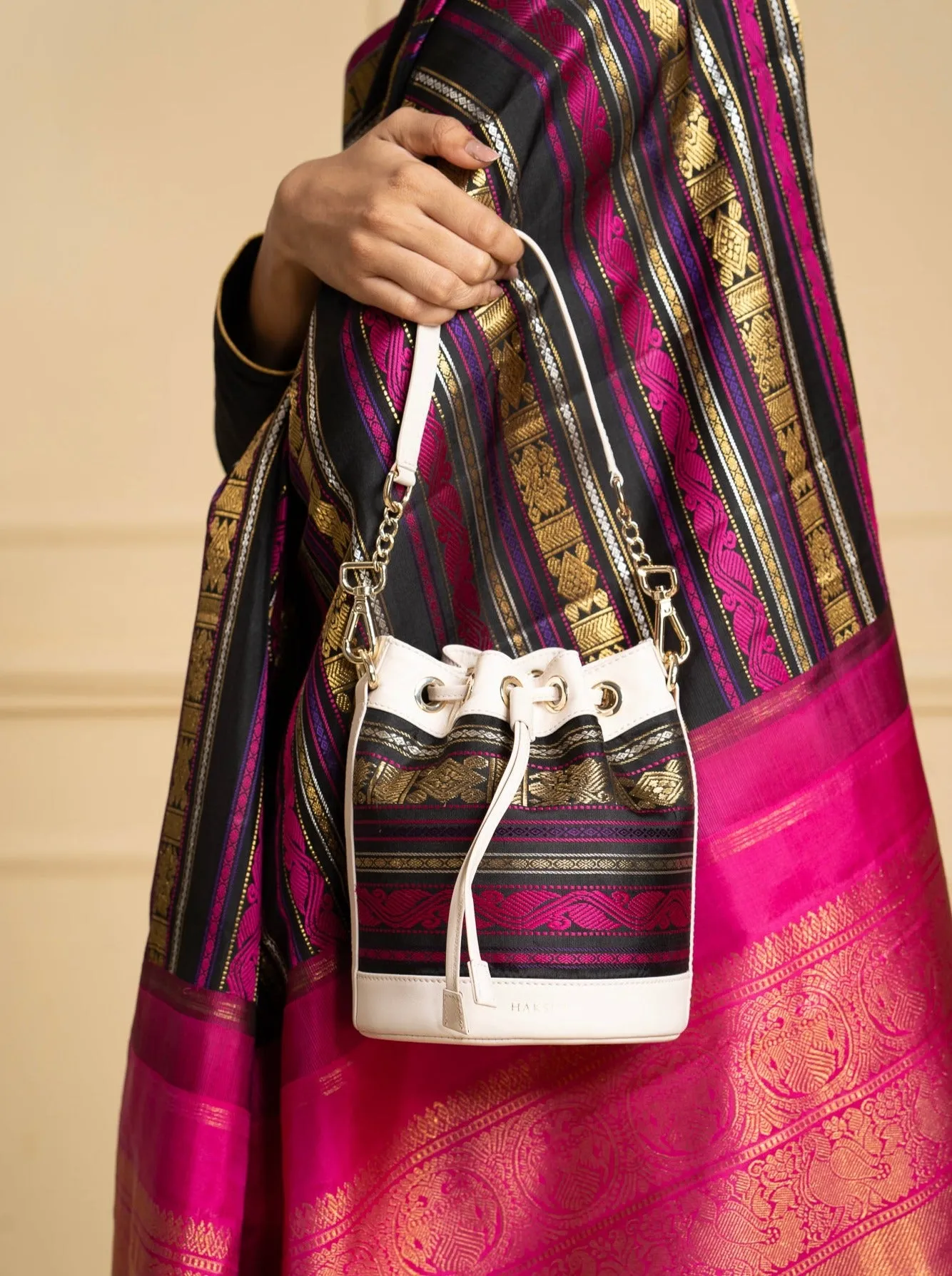 Yanay Kanchi Pure Zari Potli Bag Black & Ivory