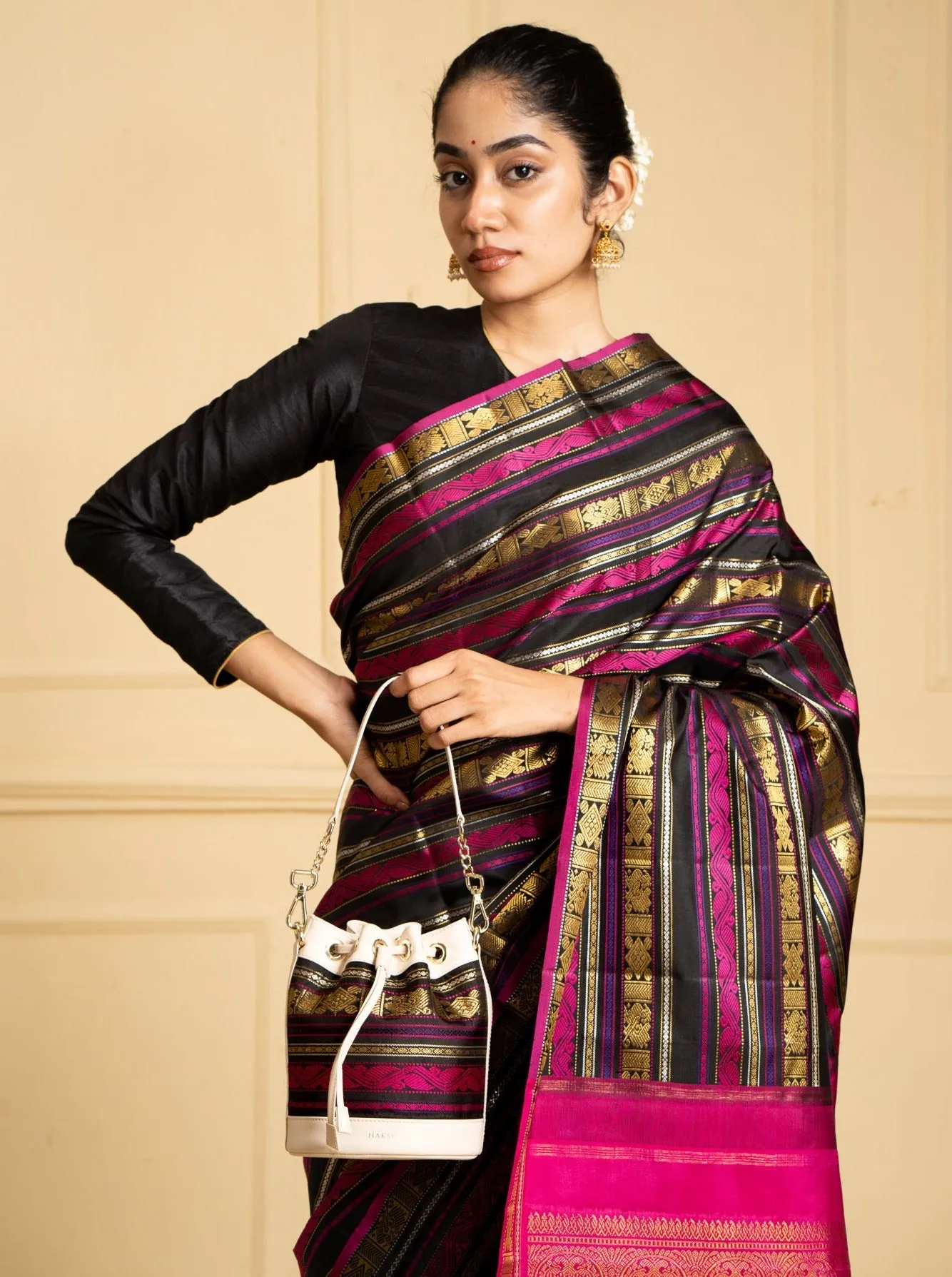Yanay Kanchi Pure Zari Potli Bag Black & Ivory